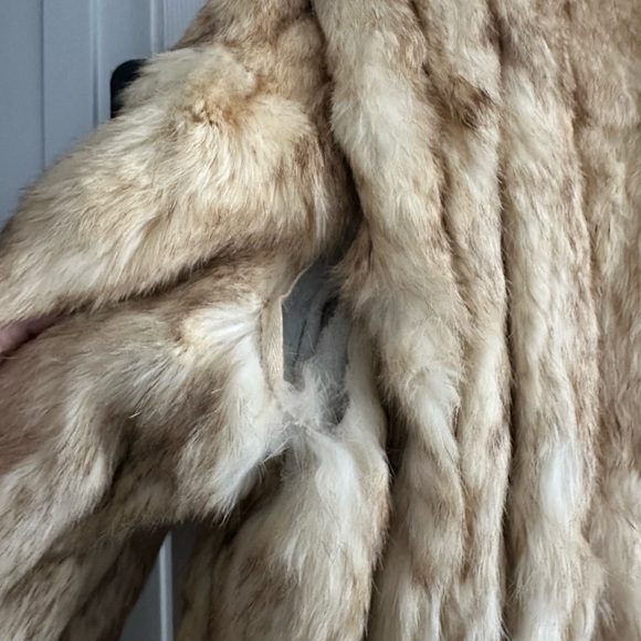 100% Rabbit Fur Coat - Picture 5 of 5